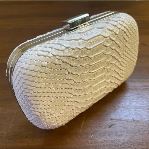 RSVP Handbags - RSVP White Faux Snakeskin Pillbox Handbag Purse